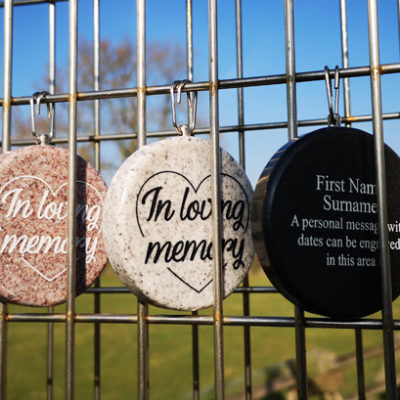 attach a personal message to your leaf