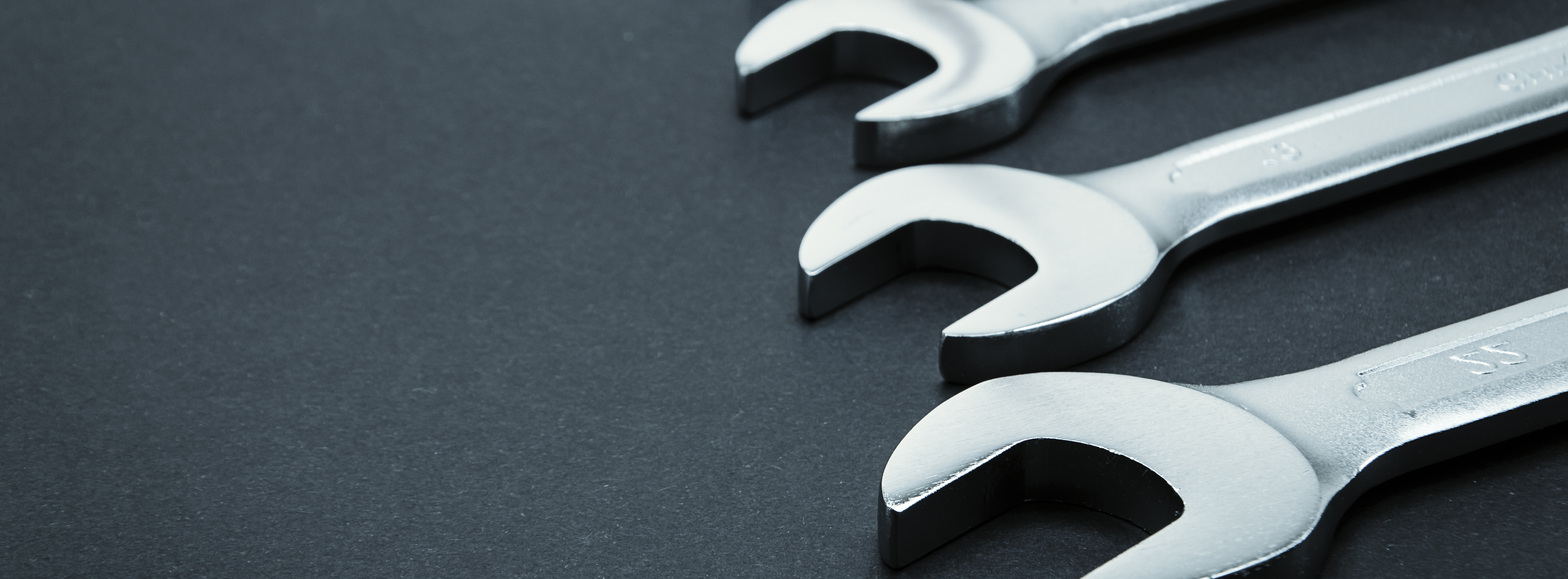 installation options for a love lock tree